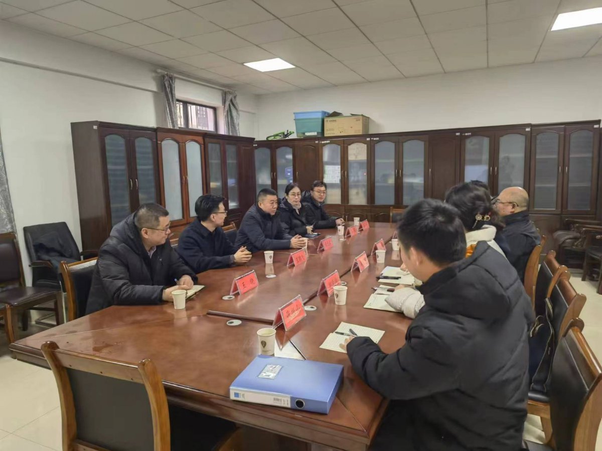 市產(chǎn)發(fā)集團黨委委員、副董事長(cháng)程克森帶隊到市園林環(huán)衛集團督導檢查安全生產(chǎn)工作